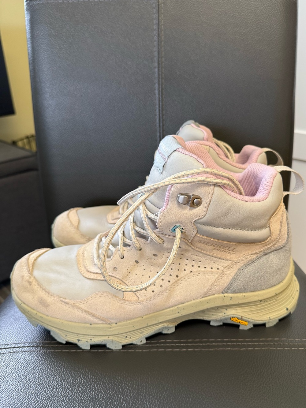 Merrell Women’s Hiking Boots size 9